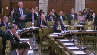 Espianto di organi: se ne discute al Parlamento britannico