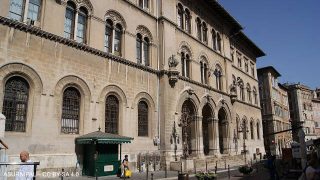 Il Tribunale di Perugia, in Italia