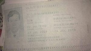 Il documento di identità di Dilshat Oralbai