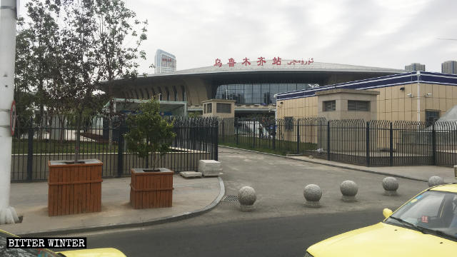 La stazione ferroviaria di Urumqi