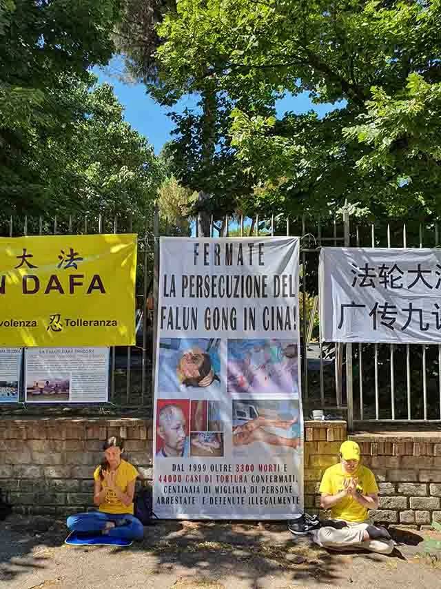 Proteste contro la persecuzione del Falun Gong