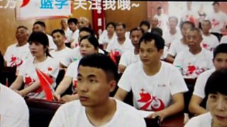 Il PCC dice: «Abbandona la religione e diventerai ricco e felice»